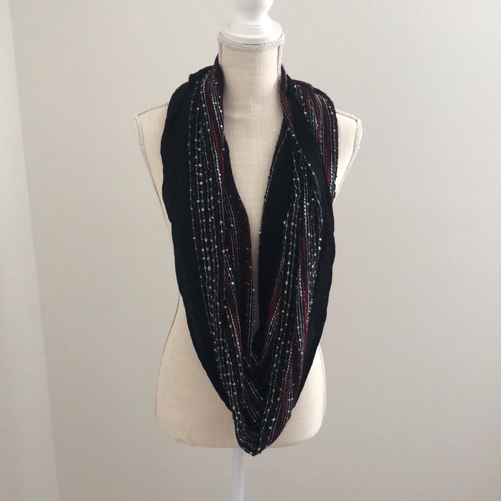 Infinity Scarf - Picture 3 of 6